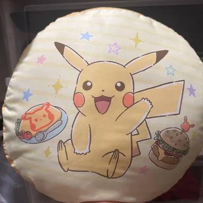 ポケモン クッション ピカチュウ カフェ柄