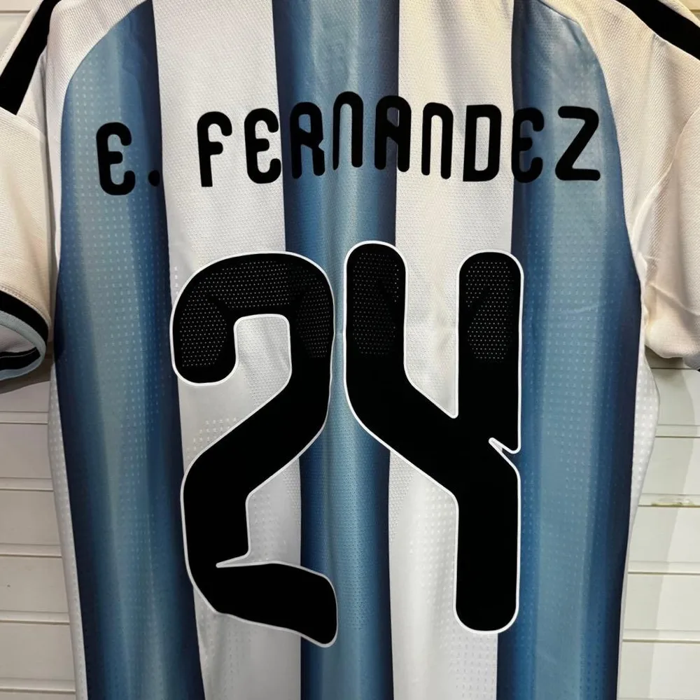 アルゼンチン代表 エンソ・フェルナンデス ユニフォーム #24 オーセンティック