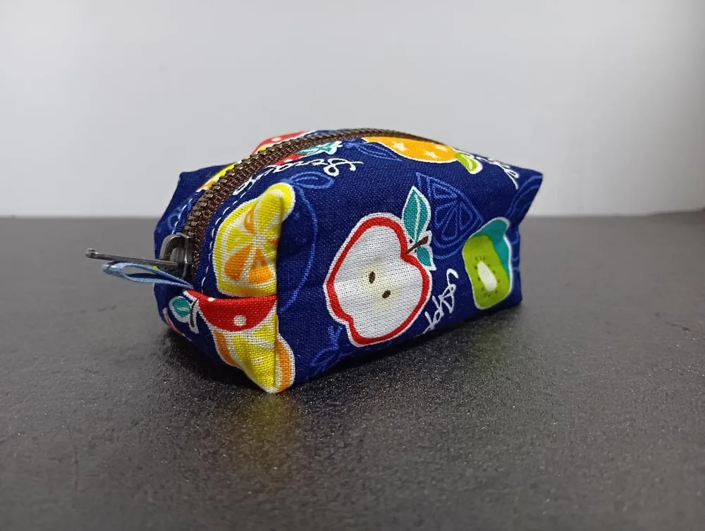 ハンドメイド フルーツ柄 ミニファスナーポーチ 小物入れ