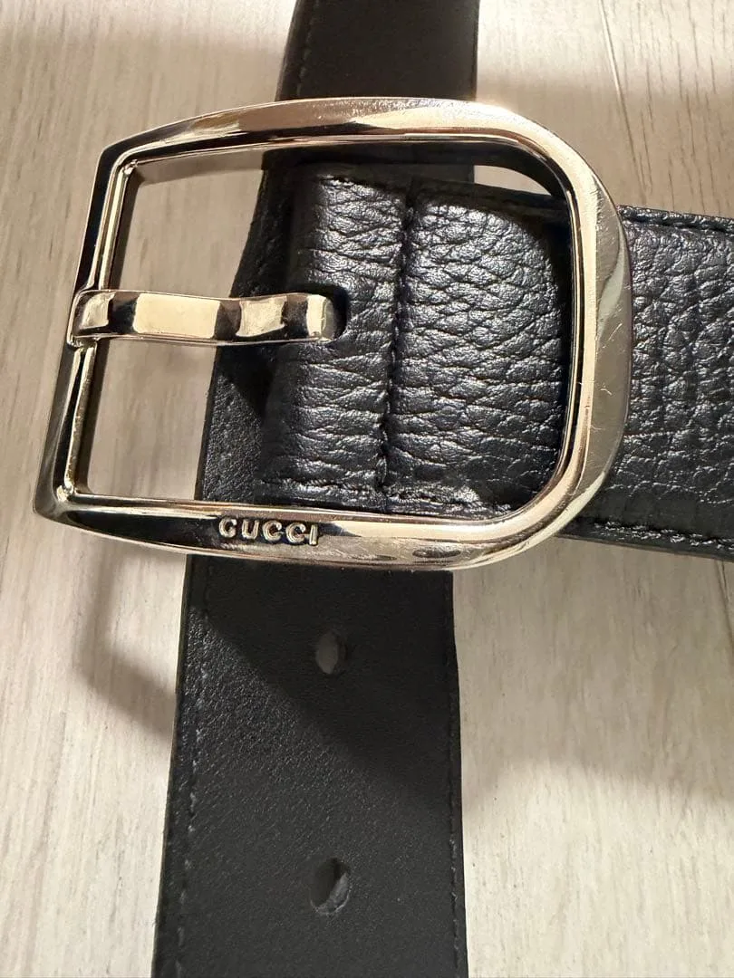 GUCCI ベルト ブラック レザー シルバーバックル