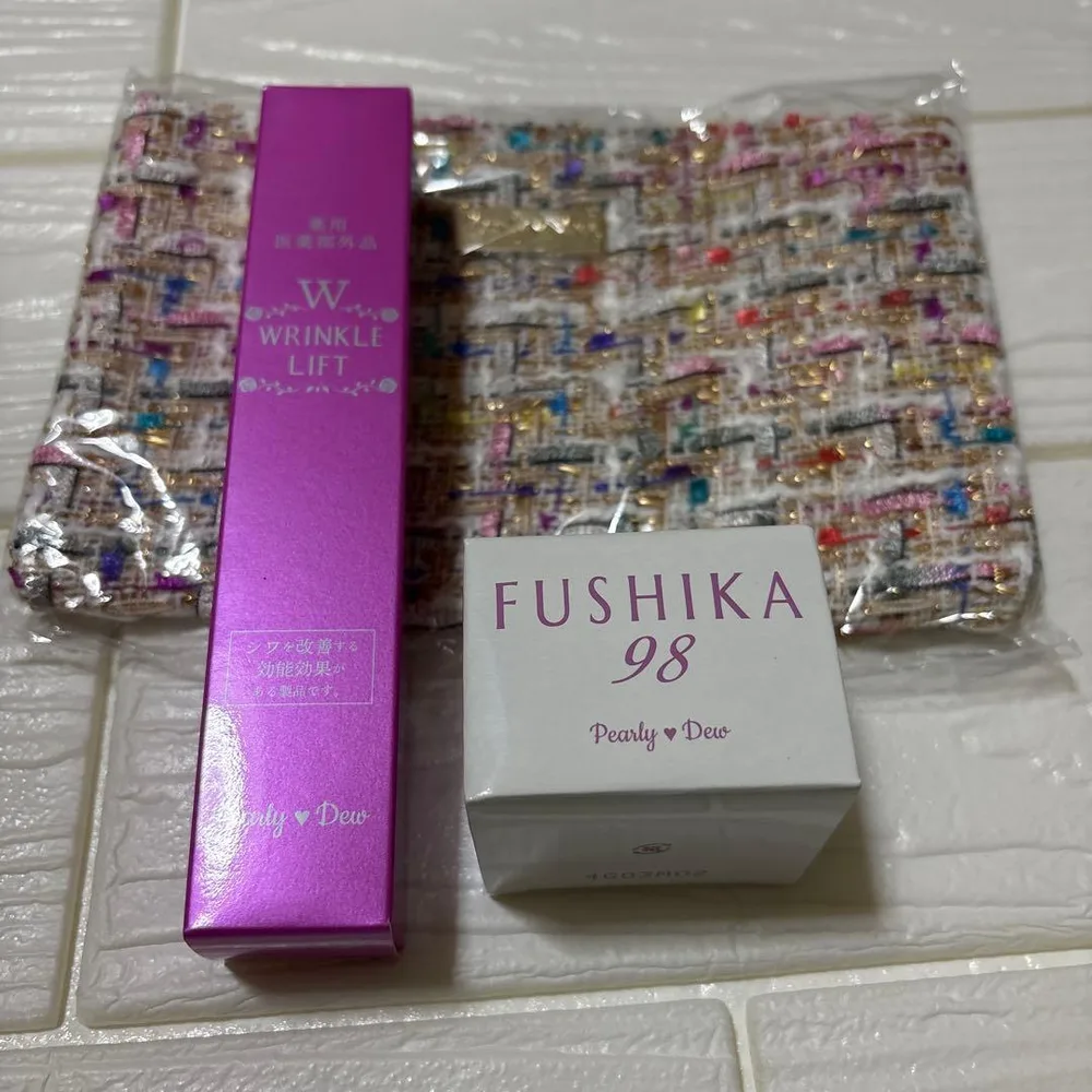Pearly Dew W WRINKLE LIFT FUSHIKA 98