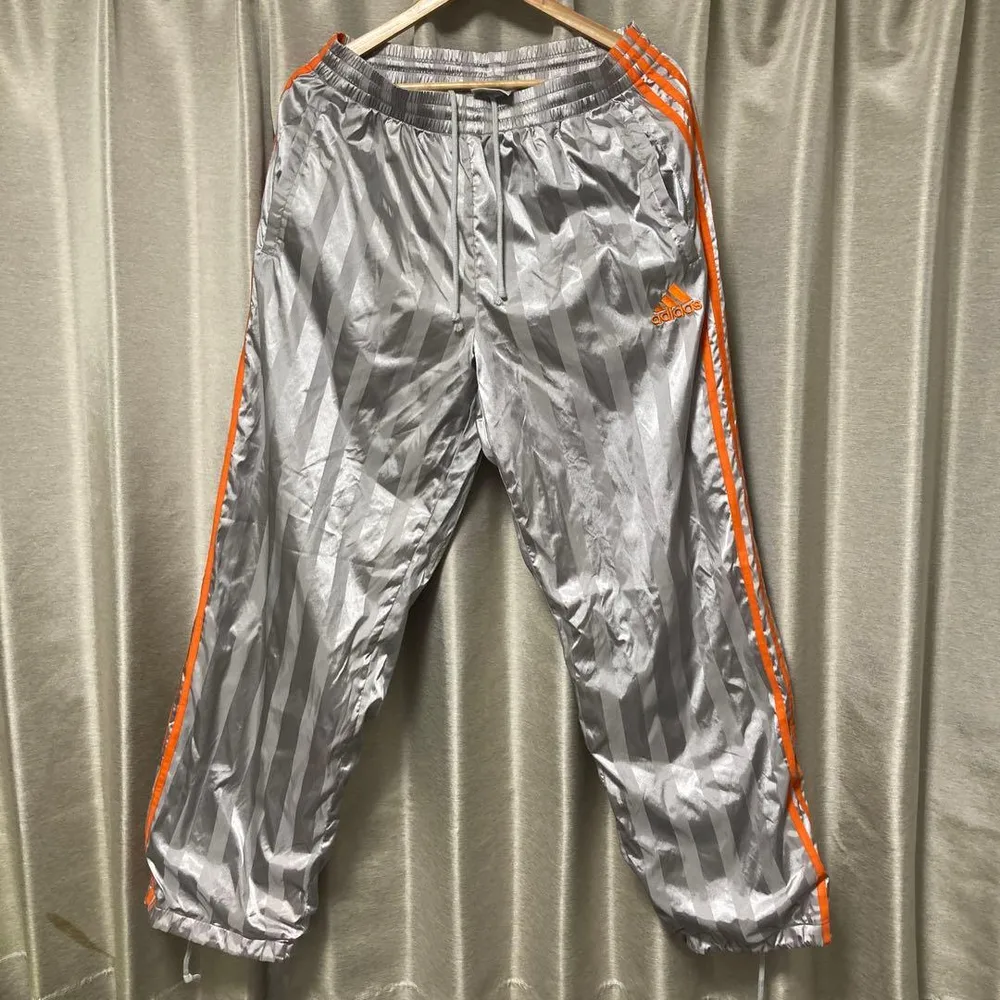 adidas ナイロンパンツ ヴィンテージ 00s y2k サッカー オレンジ