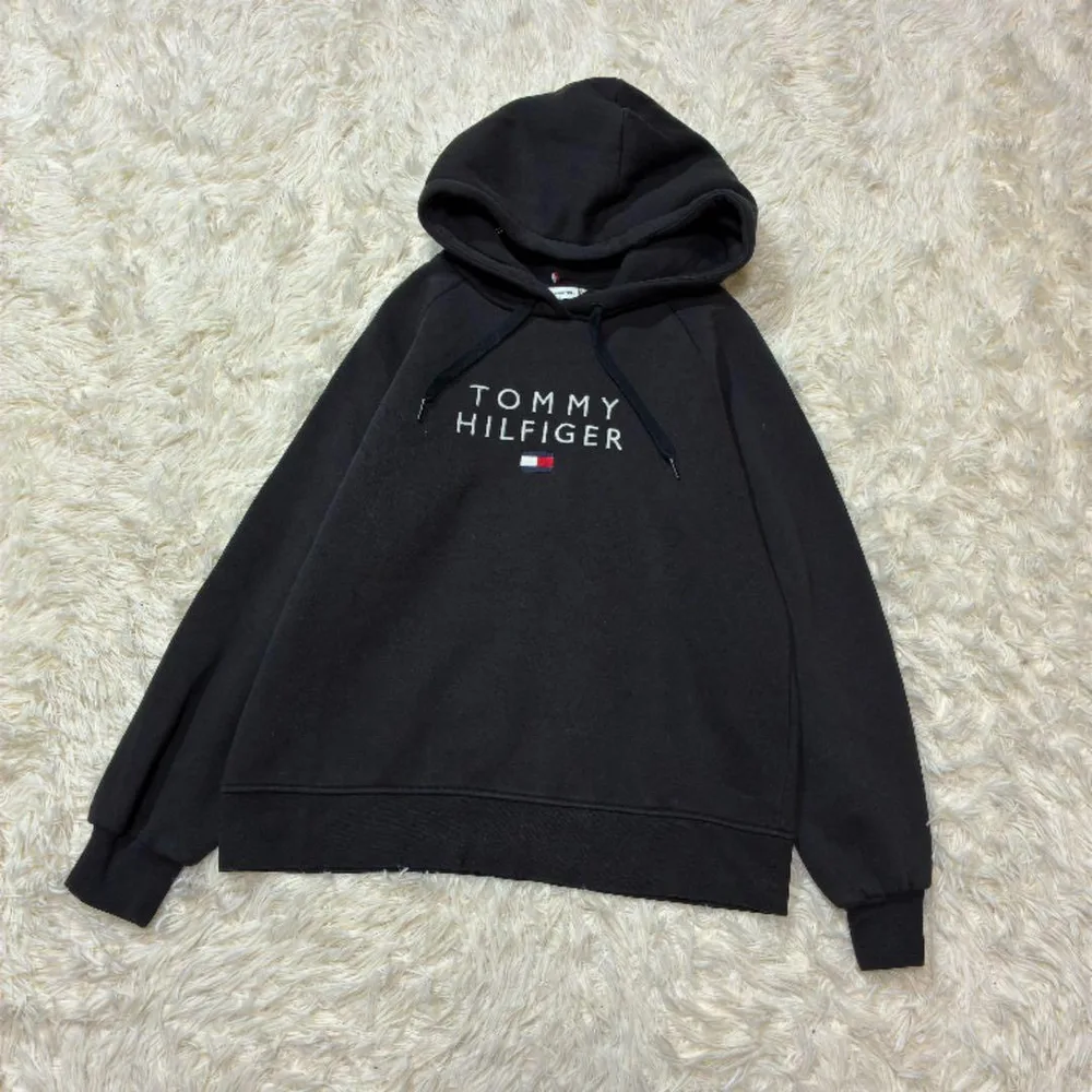 トミーヒルフィガー XS パーカー 黒 ロゴ刺繍 オーガニックコットン 美品