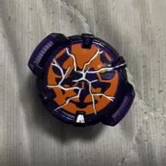 仮面ライダーギーツ 仮面ライダーバッファ コアID ひび割れ