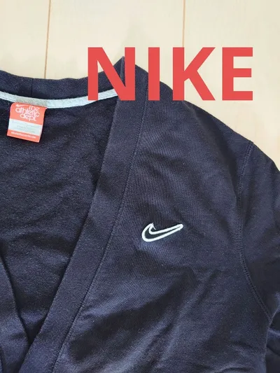 NIKE カーディガン