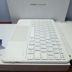 美品 iPad Pro 11インチ Simフリー 64GB、Keyboard