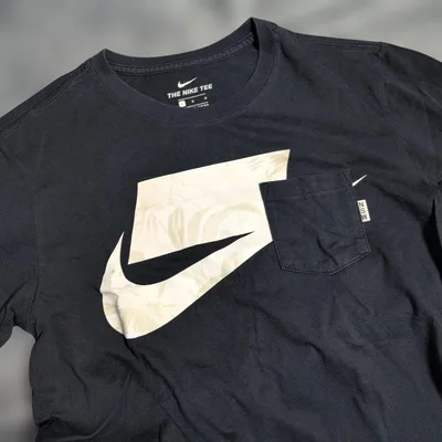 NIKE NSW THE NIKE TEEポケットTシャツ ブラック L
