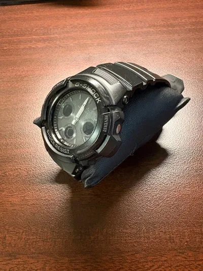 ■CASIO G-SHOCK AWG-M100Bソーラー電波