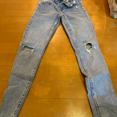 Bershka スキニーデニム 38サイズ ダメージ加工