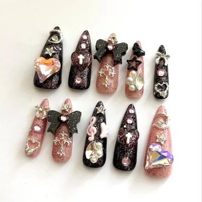 現品 ネイルチップ ピンク 黒 地雷系