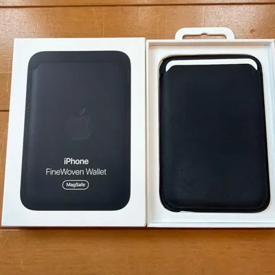 Apple純正 MagSafe対応 iPhoneファインウーブンウォレット 黒