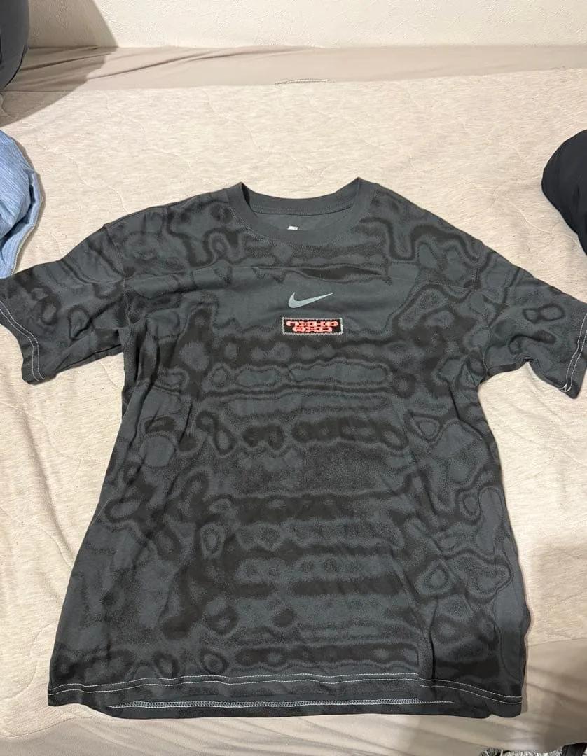 NIKE Tシャツ