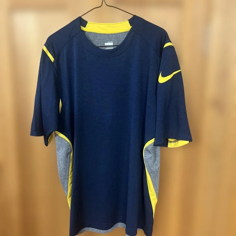 NIKE DRI-FIT Tシャツ ブラック ブルー L