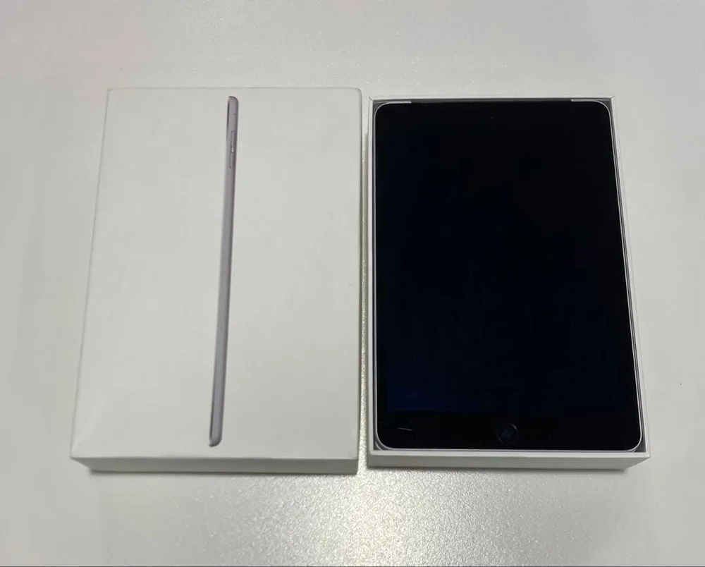 Apple iPad mini4本体128GBWi-Fi+Cellularモデル