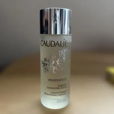 CAUDALIE VINOPERFECT ブライトニングエッセンス 100ml