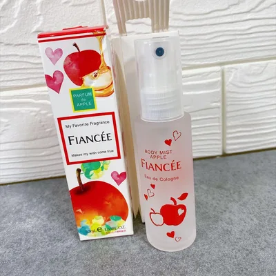 フィアンセ ボディミスト 恋りんごの香り 50ml
