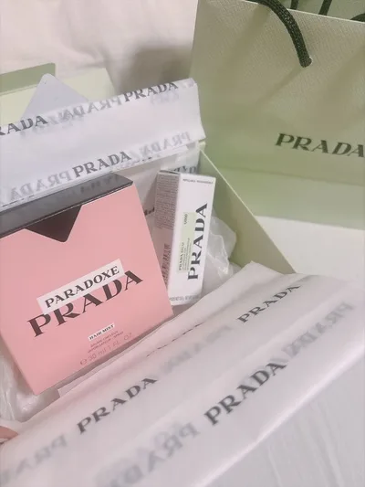 【新品未使用】PRADA パラドックス ヘアミスト. リップバーム セット
