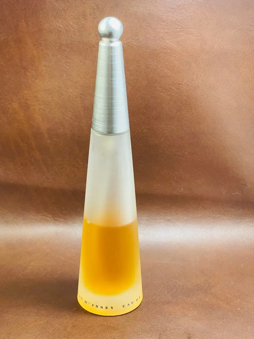 イッセイミヤケ ロードゥ イッセイ オードトワレ ナチュラルスプレー 50ml