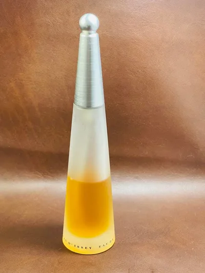 イッセイミヤケ ロードゥ イッセイ オードトワレ ナチュラルスプレー 50ml