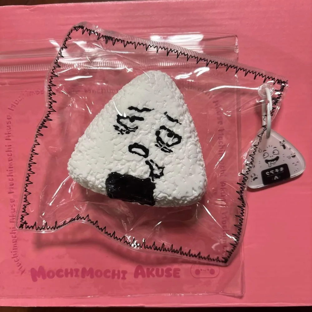 Mochimochi AKUSE 変顔おにぎり スクイーズ