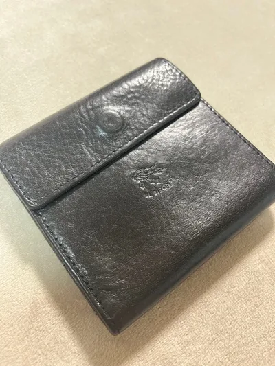 IL BISONTE 二つ折り財布 ブラック レザー 牛革 小銭入れ有り メンズ