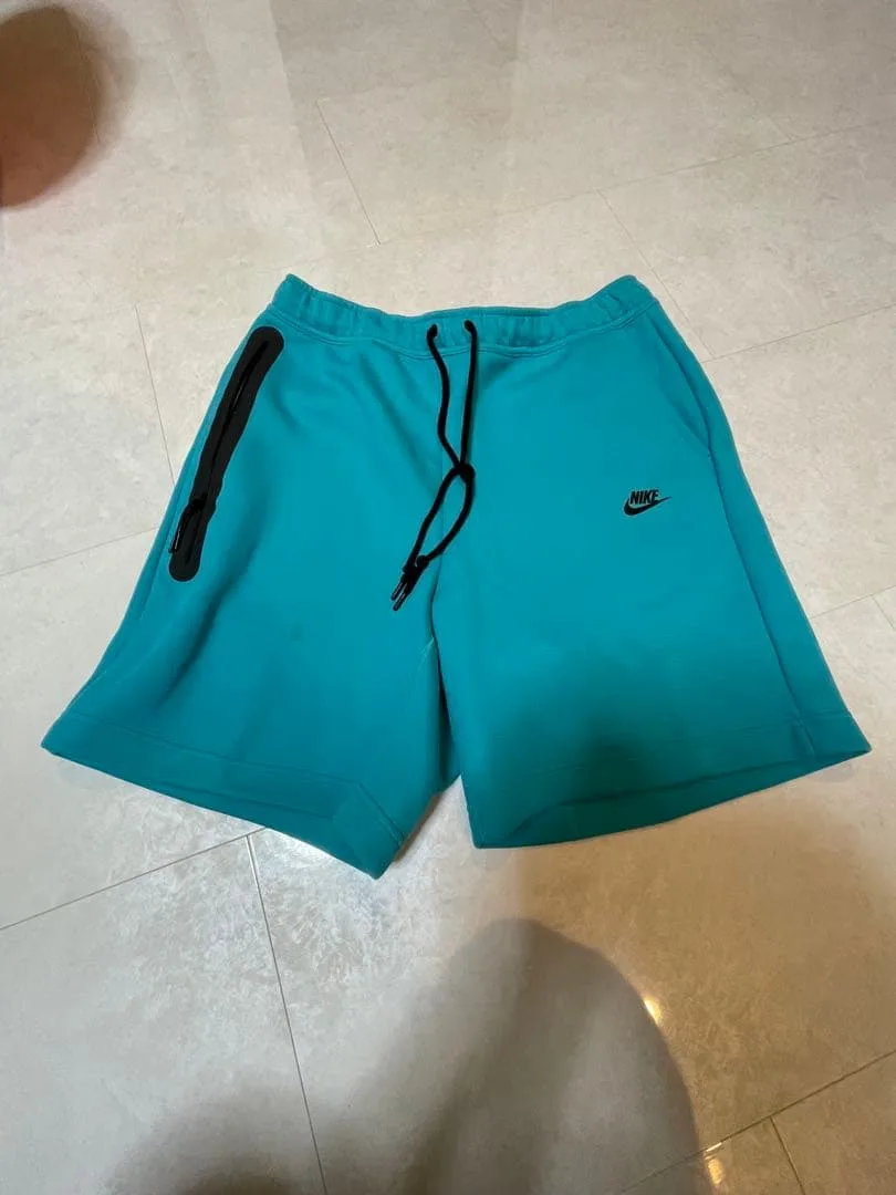 NIKE テックフリース ショートパンツ XL