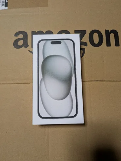 新品 iPhone15 128GB SIMフリー