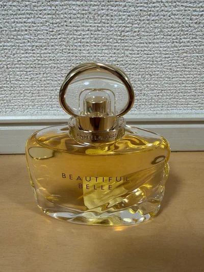 ESTEE LAUDER ビューティフル ベル50ml 香水 エスティーローダー