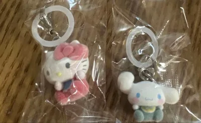 サンリオキャラクターズ ふわふわめじるしアクセサリー Baby キティ&シナモン