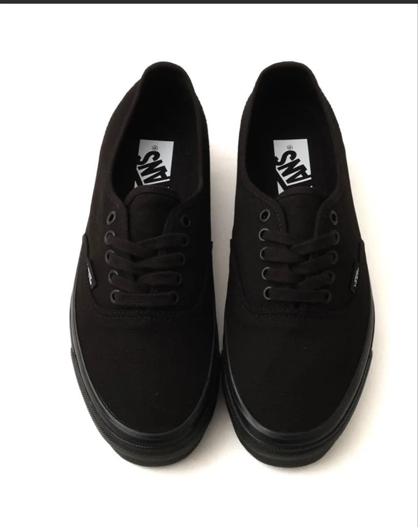 VANS スニーカー ブラック26センチ
