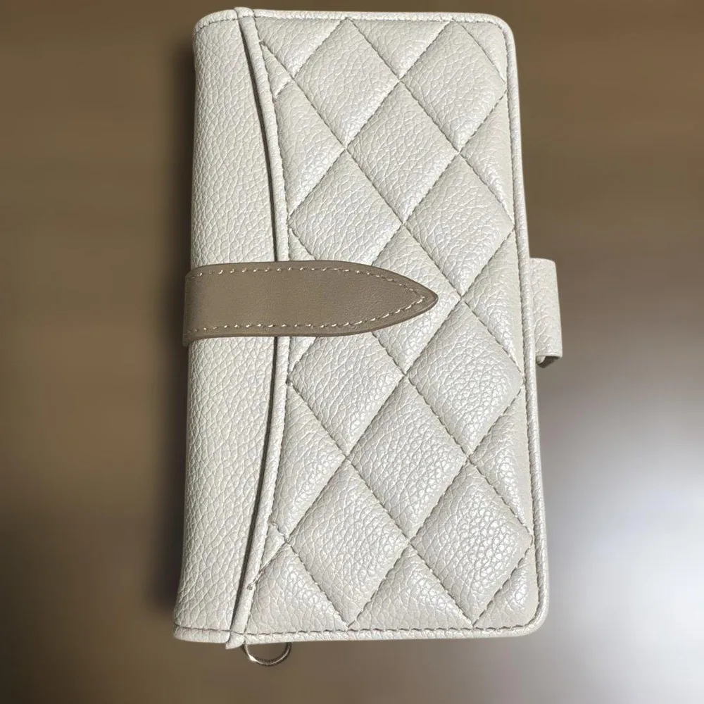 Elegante 手帳型ケース iPhone16eライトグレージュ