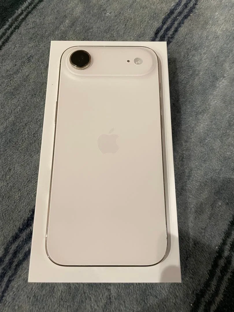 iPhone Air ライトゴールド 256GB