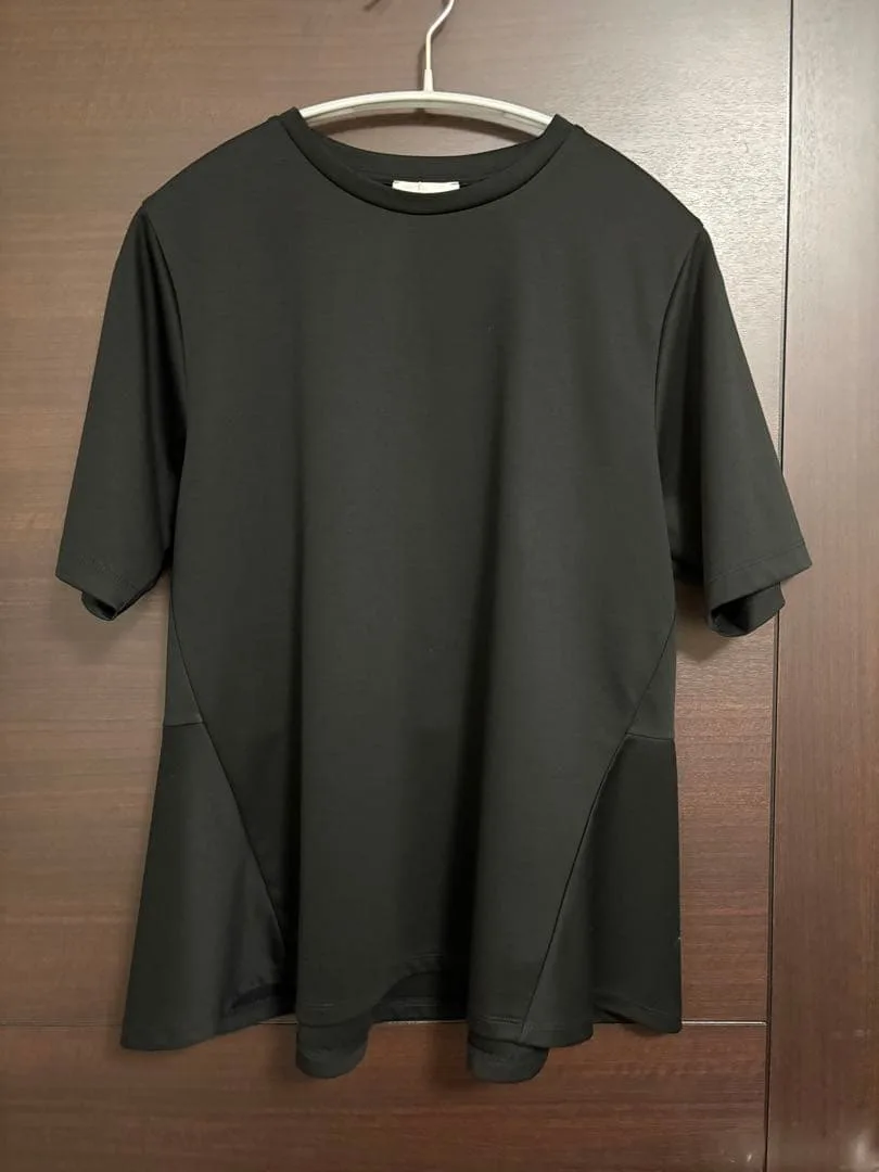 【新品・未使用✨】Ballsey スーピマモクロディ ペプラムTシャツ