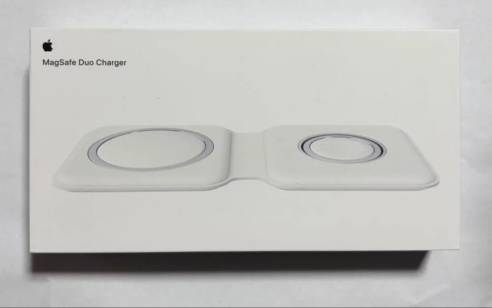 Apple MagSafe Duo Charger