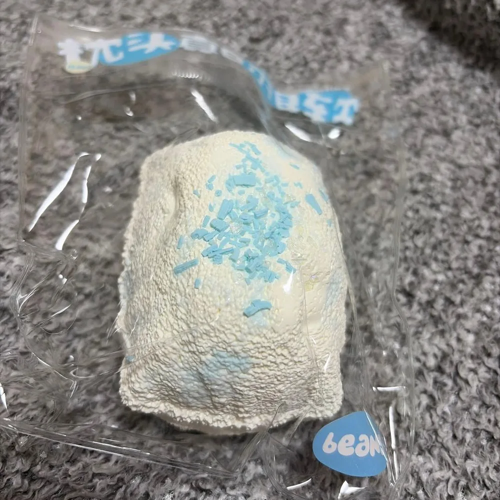 BEANS スクイーズ 水色