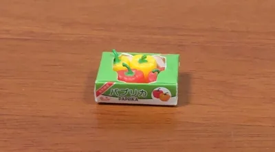 パプリカ 箱入り 野菜 マスコット ガチャガチャ カプセルトイ