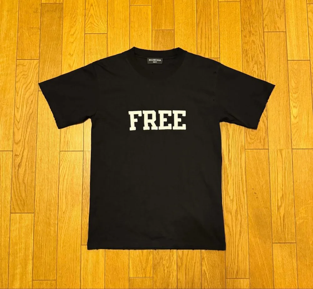 BALENCIAGA FREE Tシャツ