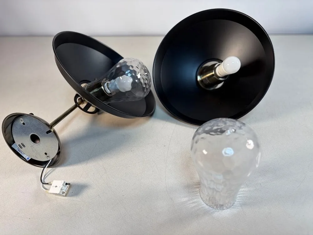 大光電機(DAIKO)のLEDブラケットライト「DBK-40271Y」 2個