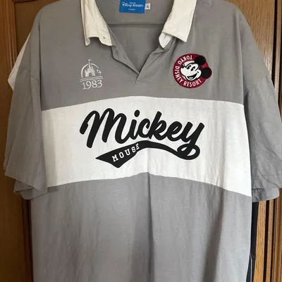 ディズニー ミッキーラガーTシャツ