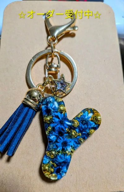 【オーダー受付中】イニシャルチャーム Y ※ハンドメイド