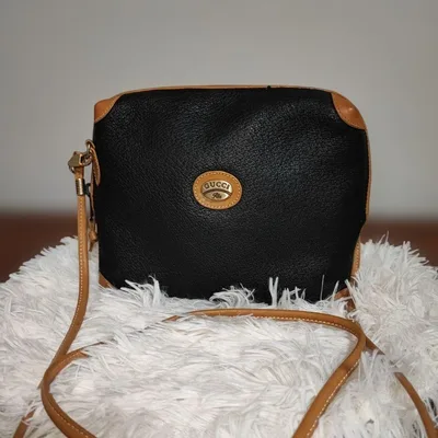 กระเป๋าสะพาย GUCCI PLUS Vintage พร้อมกล่อง