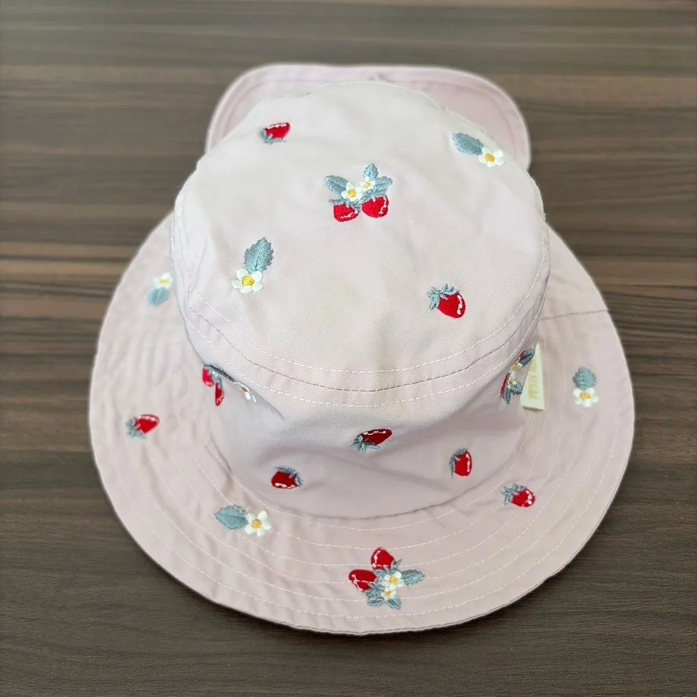 petit main いちご柄 ベビー帽子 50cm