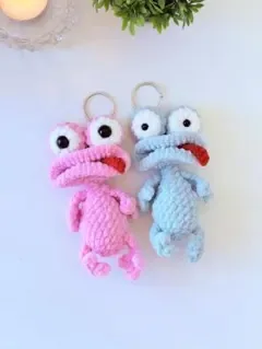 ハンドメイド かぎ編み カエル キーリング 2個セット