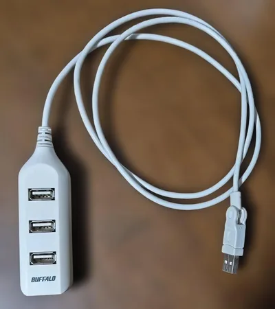 PCオーディオに最適 BUFFALO USBハブ 2.0 x 4個口