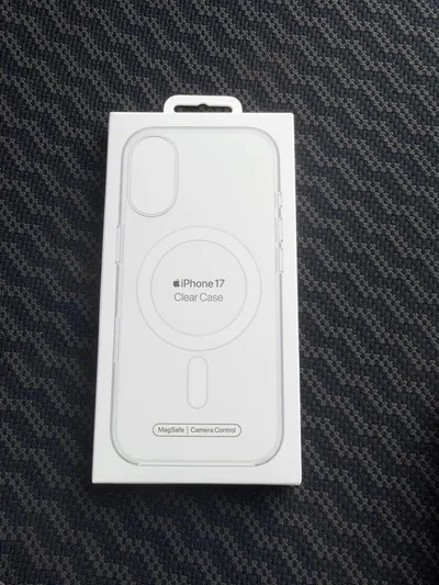 iPhone 17 クリアケース