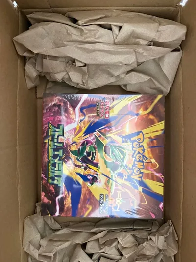 ストームエメラルダ 1BOX シュリンク有り
