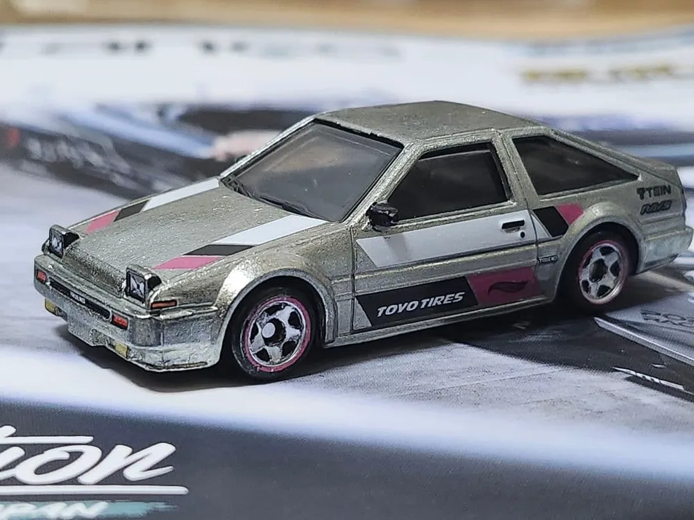 Hot Wheels Toyota Sprinter Trueno AE86