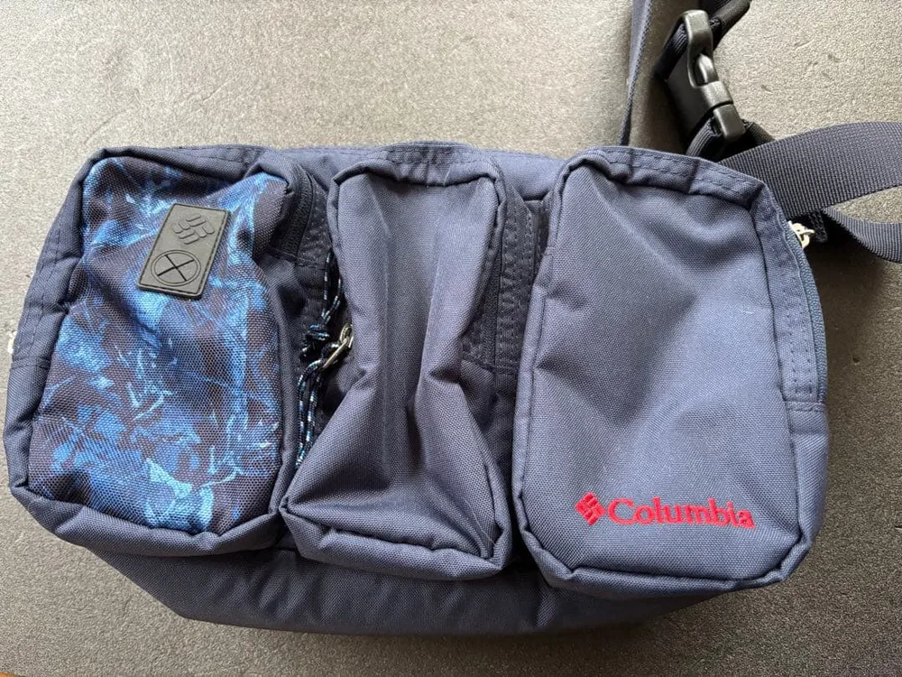 Columbia コロンビア ボディバッグ