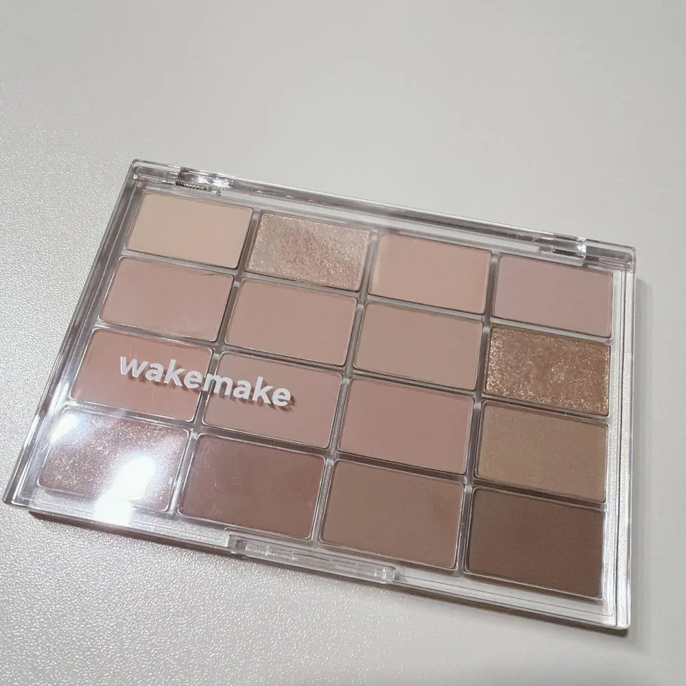 WAKEMAKE ソフトブラーリング アイパレット 05