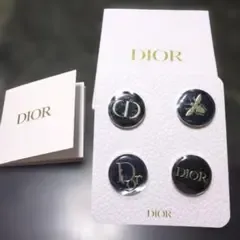 Dior ピンバッジ 4個セット